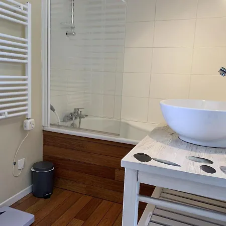 Magnifique T2 Duplex A Avec Terrasse, Wifi, A 100m De La